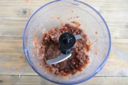 Торт с изюмом и орехами - шаг 2 Торт с изюмом и орехами - шаг 2