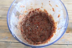 Торт с изюмом и орехами - шаг 3 Торт с изюмом и орехами - шаг 3