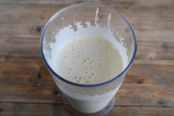 Торт с изюмом и орехами - шаг 6 Торт с изюмом и орехами - шаг 6