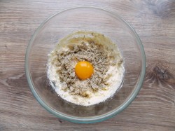 Торт с халвой - шаг 10 Торт с халвой - шаг 10