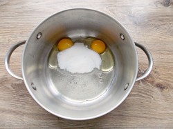 Торт с халвой - шаг 2 Торт с халвой - шаг 2