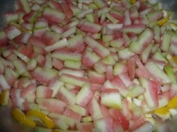 Цукаты из арбузных корок - шаг 4 Цукаты из арбузных корок - шаг 4