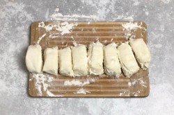 Творожники в духовке классические - шаг 5