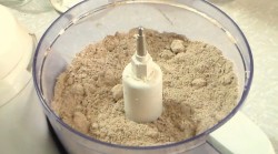 Творожный торт с вишней - шаг 3 Творожный торт с вишней - шаг 3