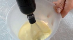 Творожный торт с вишней - шаг 8 Творожный торт с вишней - шаг 8