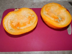 Тыква с чесноком жареная на сковороде - шаг 1 Тыква с чесноком жареная на сковороде - шаг 1