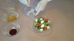 Тёплый салат с брокколи и куриной печенью - шаг 5 Тёплый салат с брокколи и куриной печенью - шаг 5