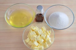 Ванильные капкейки с кремом - шаг 15