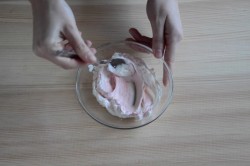 Ванильные капкейки с кремом - шаг 26