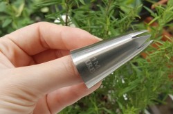 Ванильные капкейки с кремом - шаг 30