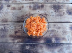 Винегрет с солеными огурцами и горошком - шаг 3 Винегрет с солеными огурцами и горошком - шаг 3