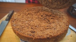 Шоколадный бисквит с какао для торта - шаг 14