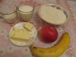 Яблочно-банановый пирог на сметане со штрейзелем - шаг 1 Яблочно-банановый пирог на сметане со штрейзелем - шаг 1