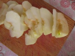 Яблочно-банановый пирог на сметане со штрейзелем - шаг 12 Яблочно-банановый пирог на сметане со штрейзелем - шаг 12