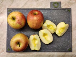 Яблочное пюре без сахара на зиму - шаг 2 Яблочное пюре без сахара на зиму - шаг 2