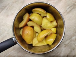 Яблочное пюре без сахара на зиму - шаг 4 Яблочное пюре без сахара на зиму - шаг 4