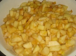 Яблочное пюре со сгущенкой - шаг 4 Яблочное пюре со сгущенкой - шаг 4