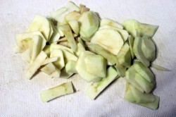 Яблочный пирог со сметанной заливкой - шаг 5 Яблочный пирог со сметанной заливкой - шаг 5