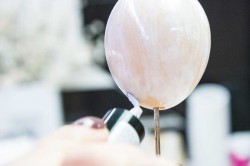 Яйца с сюрпризом на Пасху - шаг 2 Яйца с сюрпризом на Пасху - шаг 2