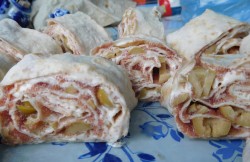 Закуска рулет из лаваша с икрой сельди - шаг 7