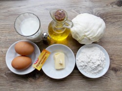 Заливной пирог с капустой и яйцом - шаг 1 Заливной пирог с капустой и яйцом - шаг 1