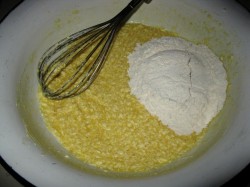 Жареные пирожки с яблоками на сковороде - шаг 4 Жареные пирожки с яблоками на сковороде - шаг 4