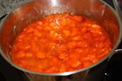 Абрикосовое варенье с желирующим сахаром без косточек - шаг 2 Абрикосовое варенье с желирующим сахаром без косточек - шаг 2