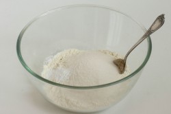 Кекс большой с изюмом и апельсином - шаг 2 Кекс большой с изюмом и апельсином - шаг 2