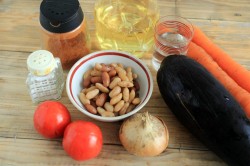 Баклажаны с фасолью на зиму - шаг 1