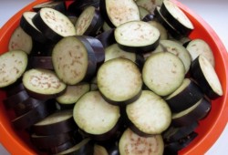 Баклажаны с остринкой на зиму - шаг 1 Баклажаны с остринкой на зиму - шаг 1