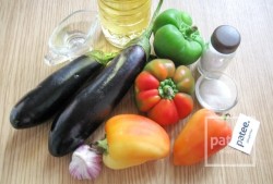 Баклажаны с перцем болгарским на зиму - шаг 1