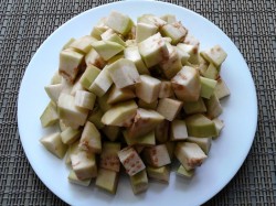 Баклажаны тушеные в мультиварке - шаг 2 Баклажаны тушеные в мультиварке - шаг 2