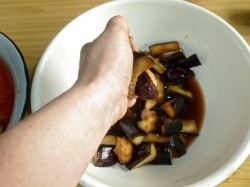 Баклажаны в томатном соке на зиму - шаг 8 Баклажаны в томатном соке на зиму - шаг 8