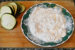 Баклажаны в кляре жареные на сковороде - шаг 6 Баклажаны в кляре жареные на сковороде - шаг 6