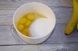 Банановый бисквитный торт - шаг 3