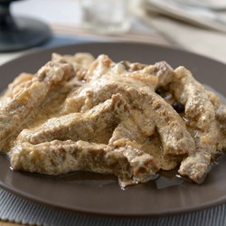 Бефстроганов по прибалтийский с тмином и сливками