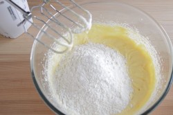 Белково масляный торт - шаг 6