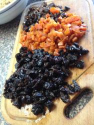 Белковое шарики из орехов и сухофруктов - шаг 3 Белковое шарики из орехов и сухофруктов - шаг 3