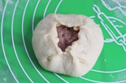 Беляши с мясом в духовке - шаг 7