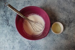 Тесто на кефире как пух без дрожжей - шаг 3 Тесто на кефире как пух без дрожжей - шаг 3