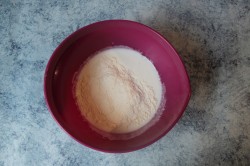 Тесто на кефире как пух без дрожжей - шаг 4 Тесто на кефире как пух без дрожжей - шаг 4