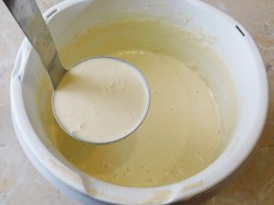 Блинный торт с заварным кремом - шаг 1