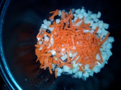 Борщ со свининой в мультиварке - шаг 2 Борщ со свининой в мультиварке - шаг 2