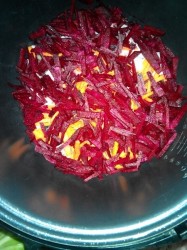 Борщ со свининой в мультиварке - шаг 3 Борщ со свининой в мультиварке - шаг 3