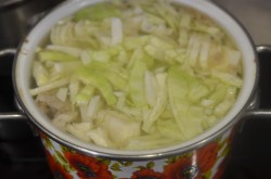 Русский борщ со свеклой - шаг 6 Русский борщ со свеклой - шаг 6