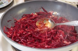 Борщ с фасолью и курицей - шаг 8 Борщ с фасолью и курицей - шаг 8