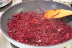 Борщ с фасолью и курицей - шаг 9 Борщ с фасолью и курицей - шаг 9