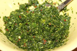 Борщ со свекольной ботвой и чесночными булочками - шаг 16 Борщ со свекольной ботвой и чесночными булочками - шаг 16