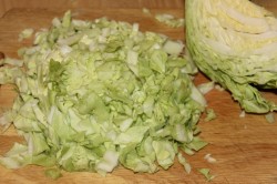 Борщ со свекольной ботвой и чесночными булочками - шаг 10 Борщ со свекольной ботвой и чесночными булочками - шаг 10