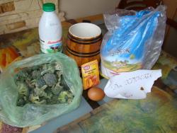 Брокколи жареное на яйцах в кляре - шаг 1